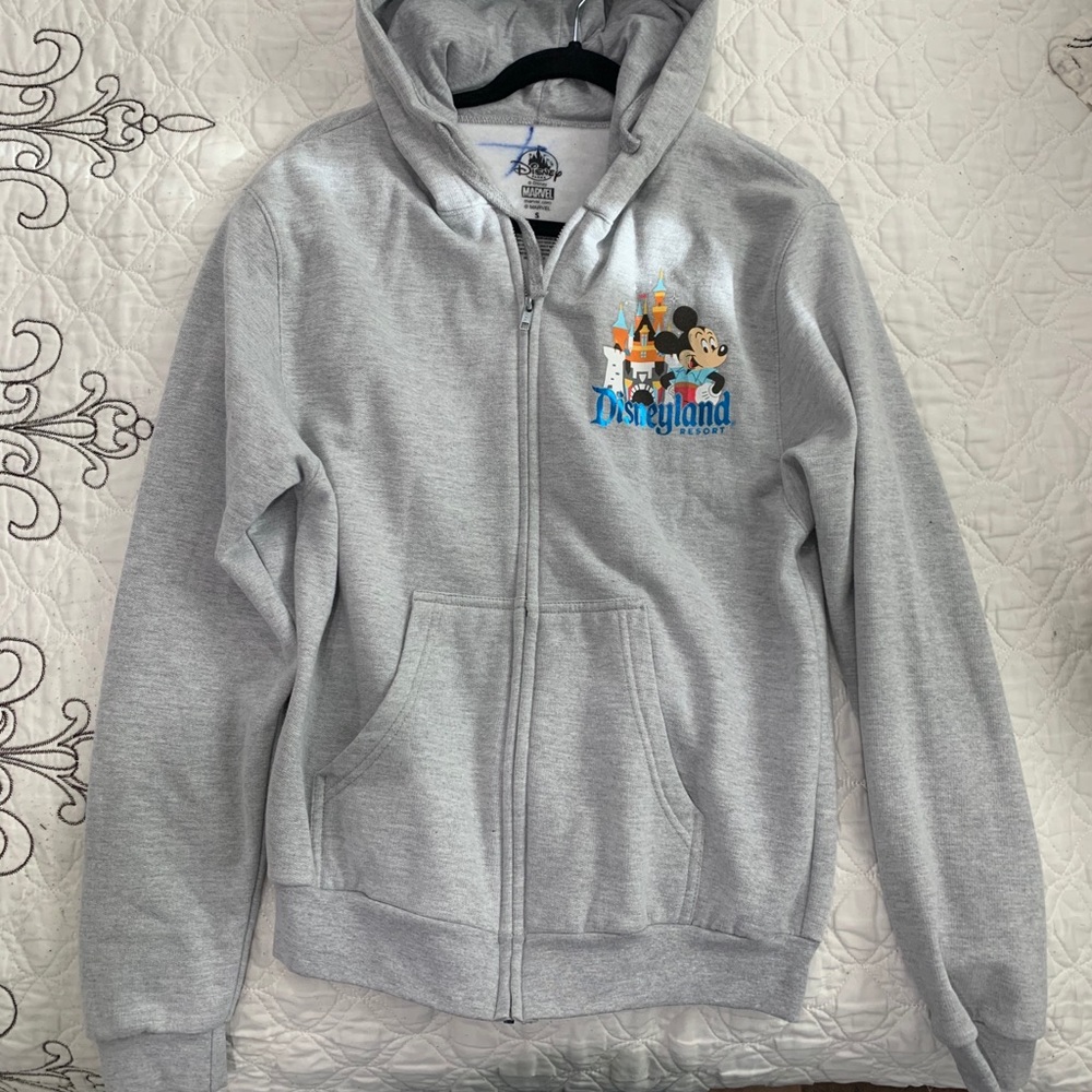 Mickey & Friends women’s zip up hoodie. NWOT